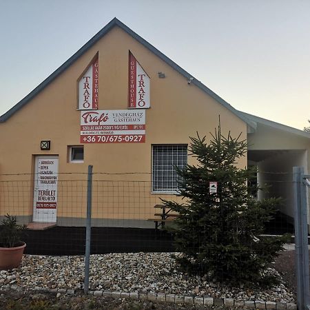Vendégház Kalocsa Exterior foto